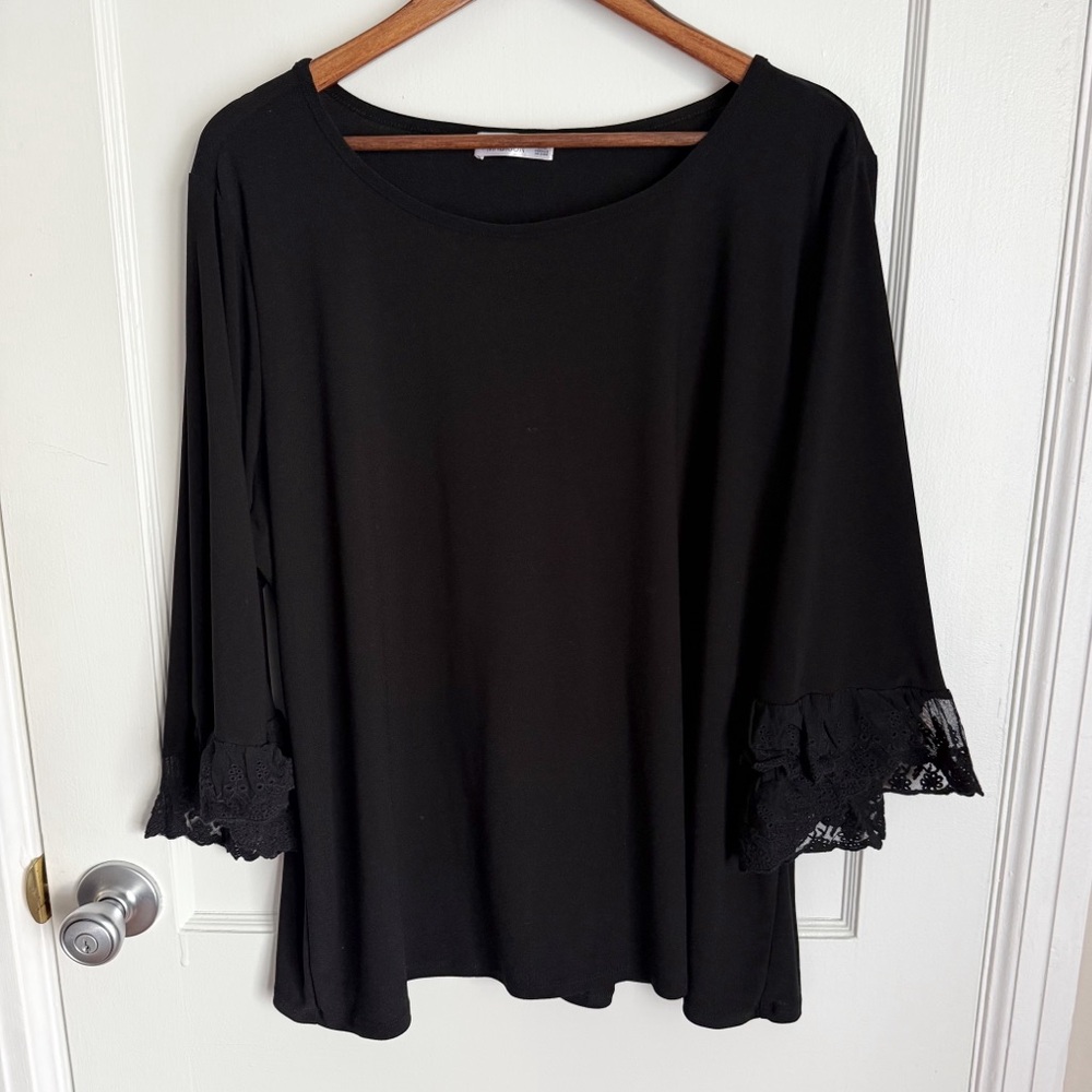 89th & Madison Black Ruffle 3/4 Sleeve Blouse